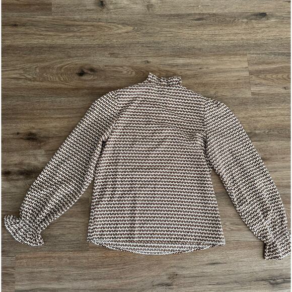 Allover Print Notched Neck Flounce Sleeve Blouse Size Small - Picture 8 of 11